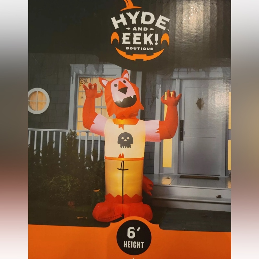 Hyde & Eek Animated 6’ Inflatable Werewolf LED Halloween Decor Light Up
